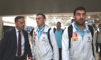 Κροατία - Ελλάδα: «Πέταξε» για Ζάγκρεμπ η Εθνική (photos)