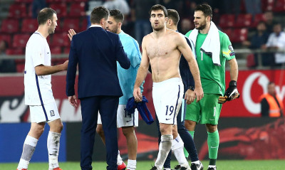 Κροατία-Ελλάδα: Ο Ντάλιτς ζήτησε τη φανέλα του Παπασταθόπουλου (pics)