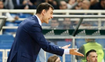 Τι έγινε όταν μπήκε στο ΟΑΚΑ ο Μπαρτζώκας (video)