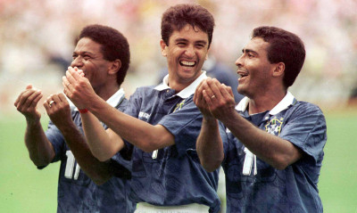 Βραζιλία: Κατεβαίνουν στην πολιτική οι Ρομάριο και Μπεμπέτο