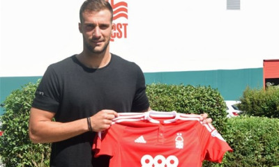 Ο Βέλλιος τα ‘χωσε στην διοίκηση της Νότιγχαμ και ο Σαββίδης τον κάλεσε στον ΠΑΟΚ! (pic)