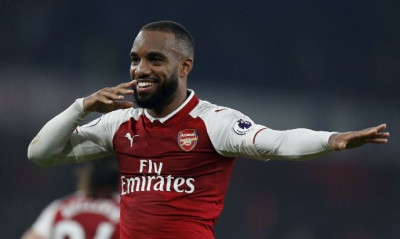 Άρσεναλ: Εκτός ο Λακαζέτ με Γιουνάιτεντ