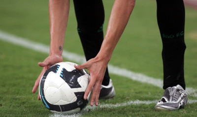 Τι έκανε ο μικρός ρε φίλε! Τύφλα να ‘χει ο Ρομπέρτο Κάρλος (video)