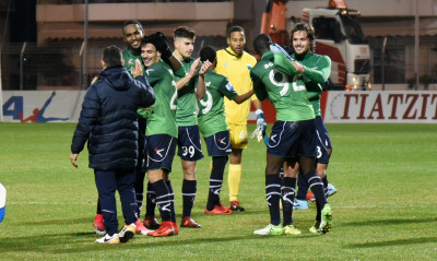 Λεβαδειακός-Πανιώνιος 2-1: Τα γκολ και οι φάσεις του αγώνα (video)