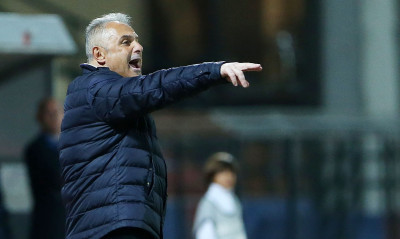 Κέρκυρα: Επίσημο «διαζύγιο» με Βοσνιάδη