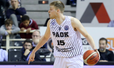 ΠΑΟΚ: Επιστροφή Χαραλαμπόπουλου στη δράση