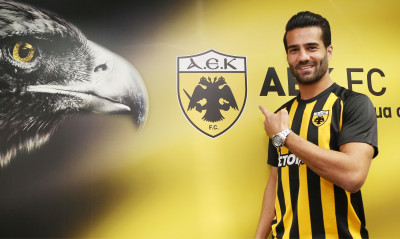 Στην ΑΕΚ και με τη… βούλα ο Μασούντ (photo)