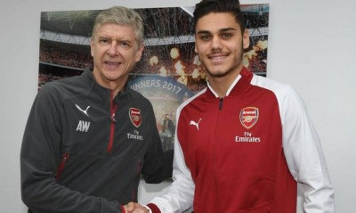 Αποθέωσε Μαυροπάνο ο Βενγκέρ!