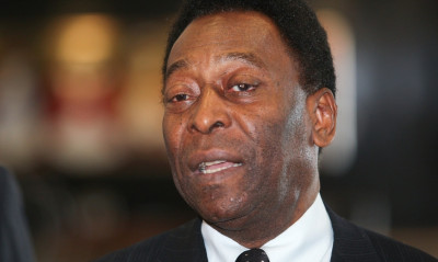 Αγωνία για Πελέ! Στο νοσοκομείο μετά από κατάρρευση (photos)