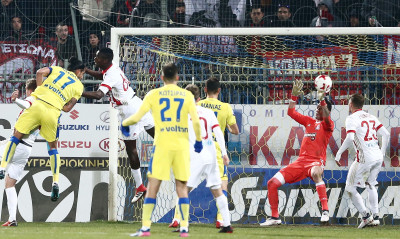 Live Chat Αστέρας Τρίπολης-Ολυμπιακός 1-1 (τελικό)