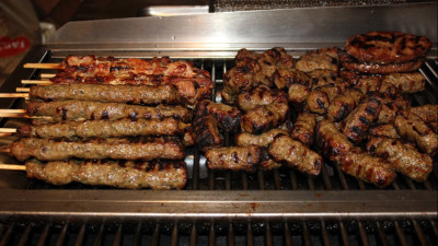 11 ταβέρνες για να Tσικνίσεις αρχοντικά