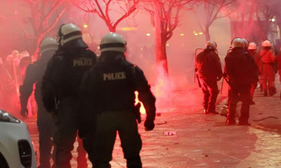 ΠΑΟΚ-Ολυμπιακός: Επεισόδια έξω από την Τούμπα