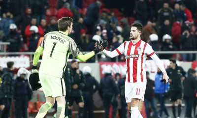 Ένα τεράστιο ρισπέκτ στον Βασίλη Μπάρκα