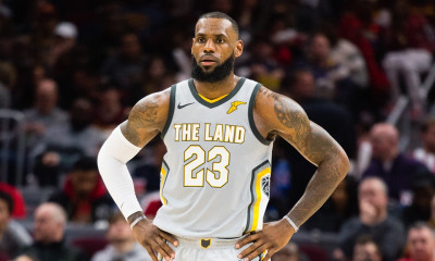 NBA: Μυθική ντρίπλα! Πέρασε από το… μάτι της βελόνας ο ΛεΜπρόν Τζέιμς! (video)