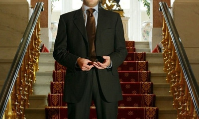 Σοκ στην υψηλή κοινωνία! Αυτοκτόνησε γαλαζοαίματος κάνοντας βουτιά από τον 21ο όροφο ξενοδοχείου!