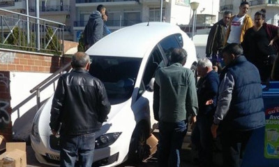 Οδηγός το τερμάτισε, κατέβηκε τις σκάλες με το αυτοκίνητο! (photos)