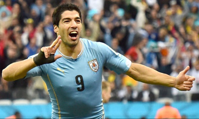 Νίκη για την Ουρουγουάη με ρεκόρ για τον Σουάρες