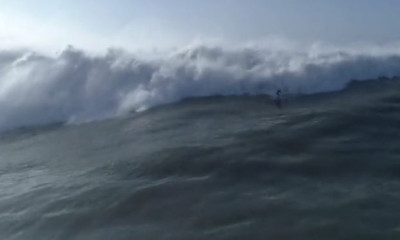 Γιγαντιαίο κύμα καταπίνει… αμάσητη κάμερα! (video)