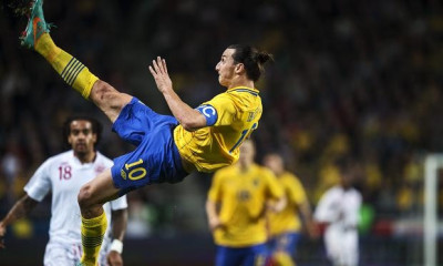 Champions League: Τρομερό τρολάρισμα Ιμπραΐμοβιτς για την γκολάρα του Ρονάλντο! (videos)