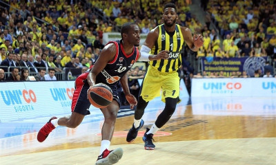 Βγαίνουν μπροστά για τους απόντες