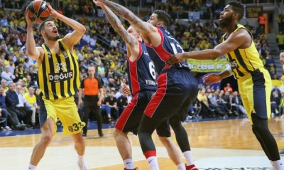 Πιο κοντά στο Final Four η Φενέρ