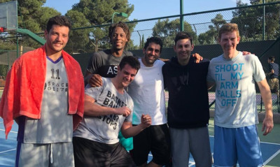 Πώς είναι να παίζεις μονάκι με τον 6ο καλύτερο τενίστα του κόσμου για το 2016;