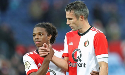 Αβέβαιο το μέλλον του Φαν Πέρσι στην Φέγενορντ