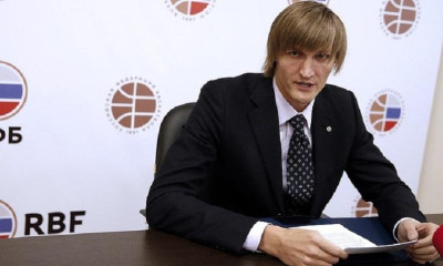 «Βολές» κατά της διαιτησίας από Κιριλένκο: «Έπρεπε να κερδίσει η Χίμκι το Game 4»