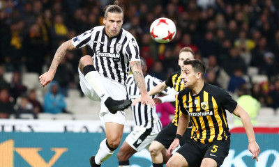 Τελικός Κυπέλλου: LIVE CHAT η απονομή του Κυπέλλου στον ΠΑΟΚ