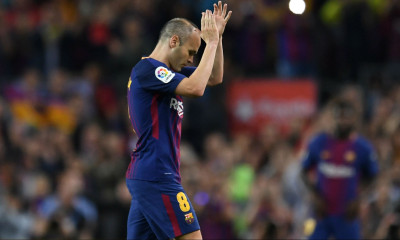 Ο Ινιέστα... τραυμάτισε οπαδούς της Μπαρτσελόνα (video)