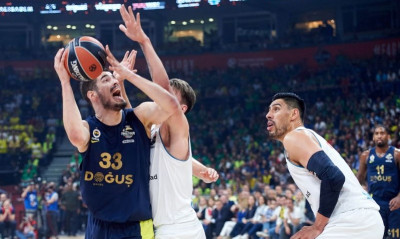 Final Four 2018: Σλούκας… σερβίρει, Κάλινιτς καρφώνει (video)