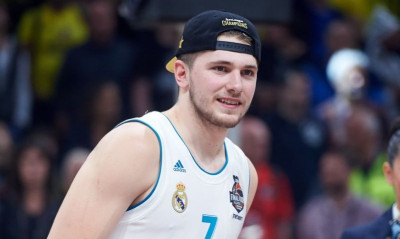 Ο Ντόντσιτς δώρισε τη φανέλα του στο μουσείο «Ντράζεν Πέτροβιτς» (photo)