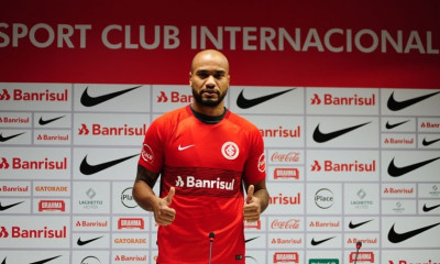 Ολυμπιακός: Φουλ για Μολέδο, κινητικότητα για Πεδρόσα