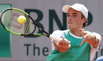 Ρολάν Γκαρός: Πρώτη νίκη σε Grand Slam για τον Τσιτσιπά