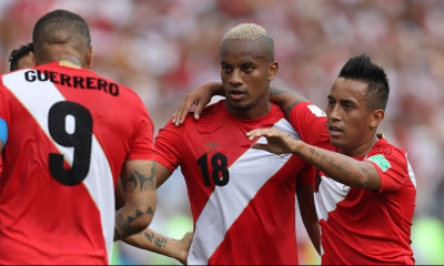 Παγκόσμιο Κύπελλο Ποδοσφαίρου 2018: Αυστραλία-Περού 0-2 (photos)