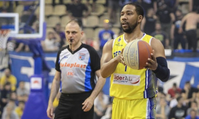 Περιστέρι: Έμεινε ο Κλαρκ (videos)