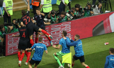 Ένας για όλους και όλοι για έναν!