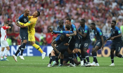 Γαλλία-Κροατία 4-2: Κυριάρχησε και ανέβηκε στην κορυφή του κόσμου η Γαλλία! (video)