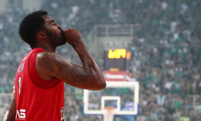 Το «ευχαριστώ» του ΜακΛιν στον Ολυμπιακό (photo)