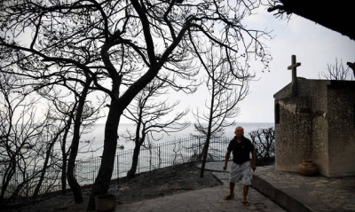 Σοκ και δέος: Ο πύρινος όλεθρος στο Μάτι από ελικόπτερο της πυροσβεστικής (video)