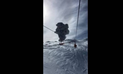 Πρώτη θέση στην... έκρηξη ηφαιστείου (video)