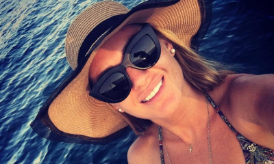 Ο τσακωμός της Δαλάκα με paparazzi στην Σκιάθο