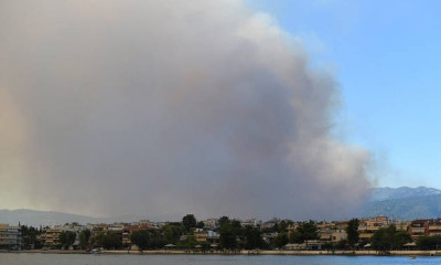 Φωτιά Κοντοδεσπότι Ευβοίας: Έκλεισε ο δρόμος από Χαλκίδα προς Βόρεια Εύβοια