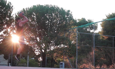 Μονάκι μόνο όταν πέφτει ο ήλιος…