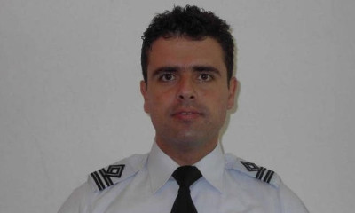 Αυτός είναι ο νεκρός κυβερνήτης του εκπαιδευτικού αεροσκάφους