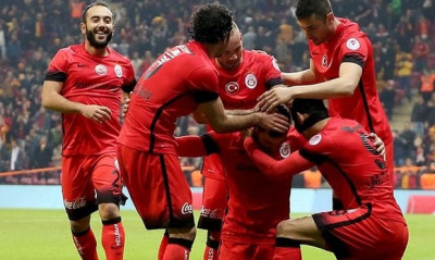 «Βόμβα» στο Τραμπζονσπόρ-Γαλατάσαραϊ