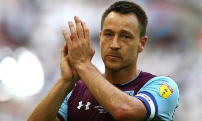 «Βόμβα» μεγατόνων με Τζον Τέρι! (photos)