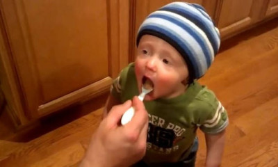 Εσείς θυμάστε την πρώτη φορά που δοκιμάσατε παγωτό; (video)