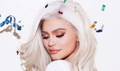 Μπορείς να αποκτήσεις και εσύ το προϊόν που χρησιμοποιεί η Kylie Jenner για τα σπυράκια