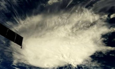 Συναγερμός στις ΗΠΑ για τον τυφώνα Φλόρενς: Εκκενώνονται περιοχές (videos)